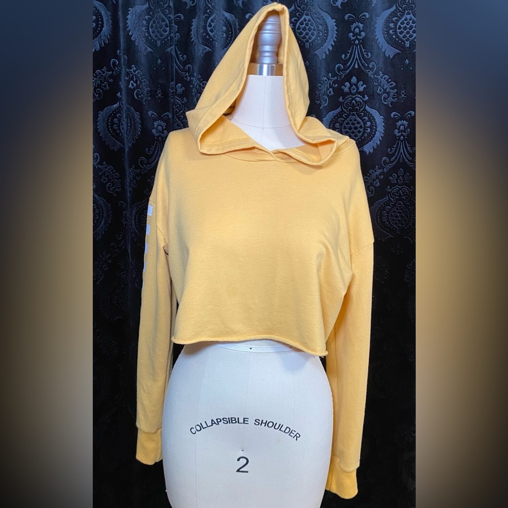 ROMWE Mustard Cropped Hoodie